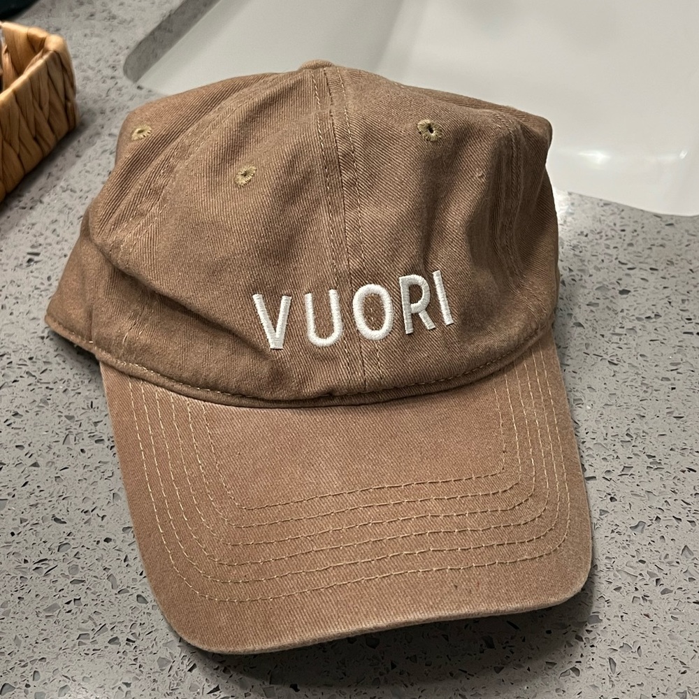 Vuori Dad Hat